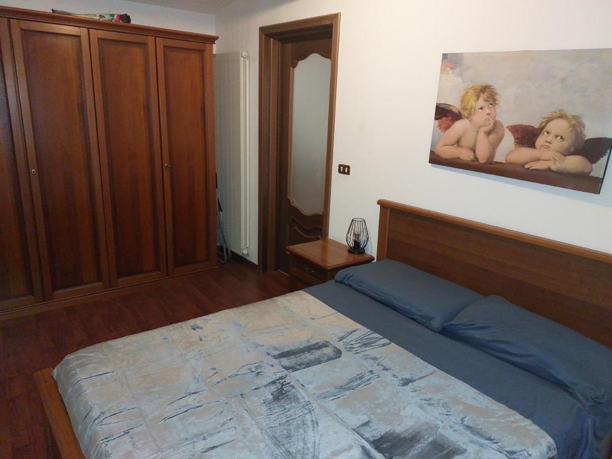 Casa Del Rustico, Indipendente Vista Sacra Con Dipinto Villa Caprie Buitenkant foto